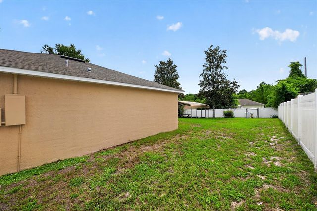 783 CHESTNUT AVENUE, Orange City, FL 32763