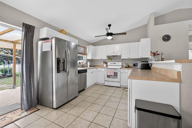 783 CHESTNUT AVENUE, Orange City, FL 32763