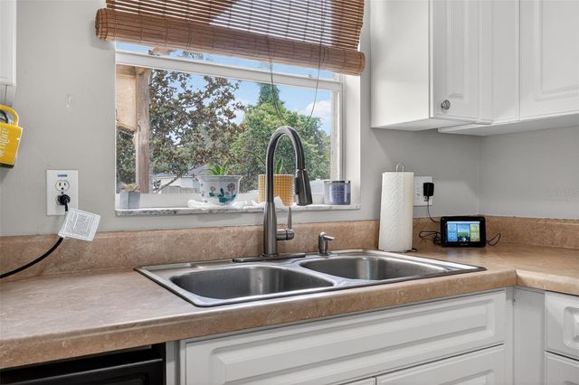 783 CHESTNUT AVENUE, Orange City, FL 32763