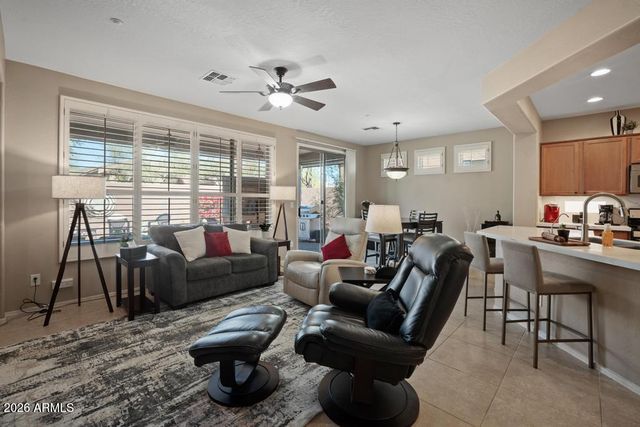 1922 W WHITMAN Court, Anthem, AZ 85086