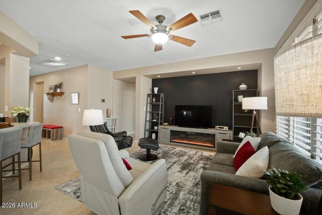 1922 W WHITMAN Court, Anthem, AZ 85086