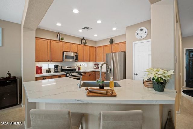 1922 W WHITMAN Court, Anthem, AZ 85086