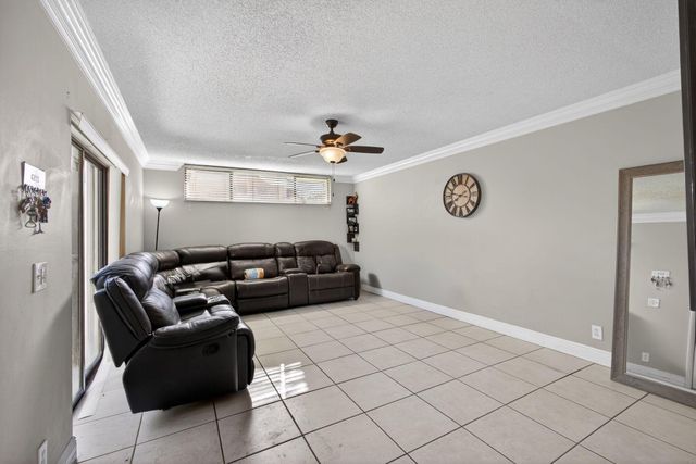 8164 Thames Boulevard C, Boca Raton, FL 33433