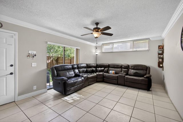 8164 Thames Boulevard C, Boca Raton, FL 33433