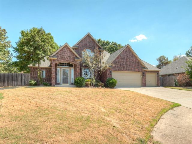 204 Ainsley Court, Edmond, OK 73034
