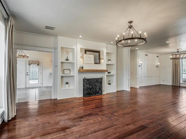 204 Ainsley Court, Edmond, OK 73034