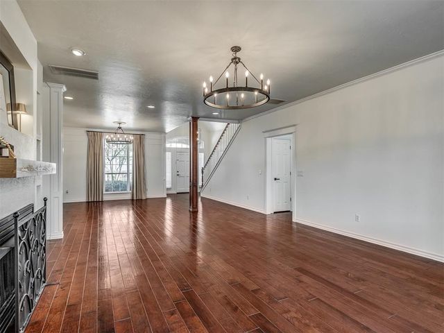 204 Ainsley Court, Edmond, OK 73034