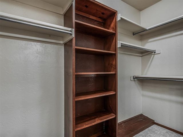 204 Ainsley Court, Edmond, OK 73034