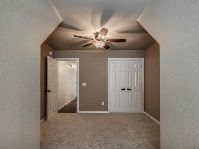 204 Ainsley Court, Edmond, OK 73034