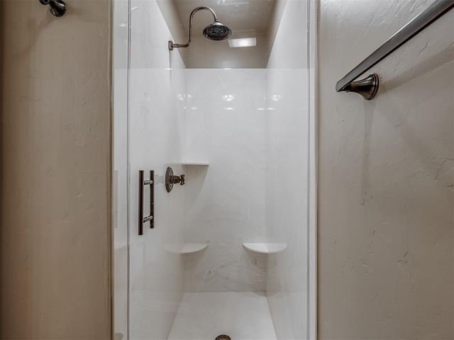 204 Ainsley Court, Edmond, OK 73034