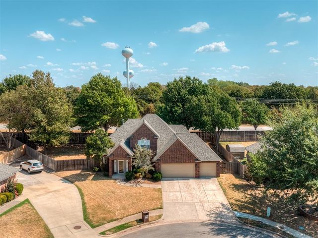 204 Ainsley Court, Edmond, OK 73034