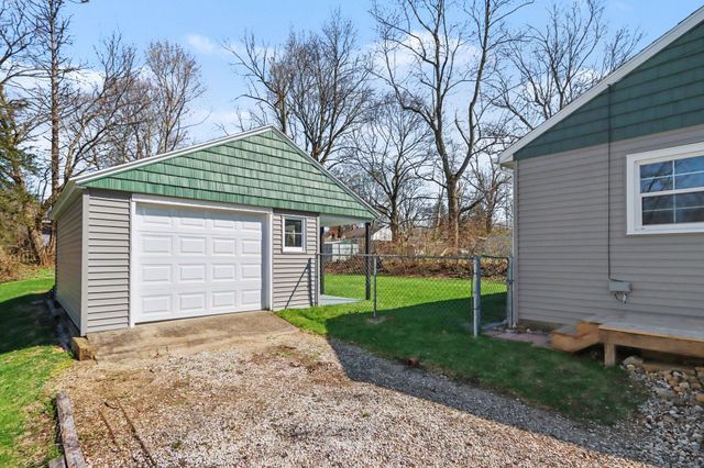 1728 Texel Drive, Kalamazoo Twp, MI 49004