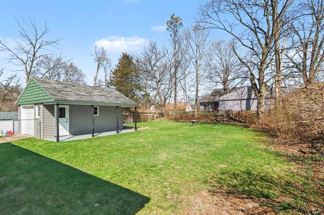 1728 Texel Drive, Kalamazoo Twp, MI 49004