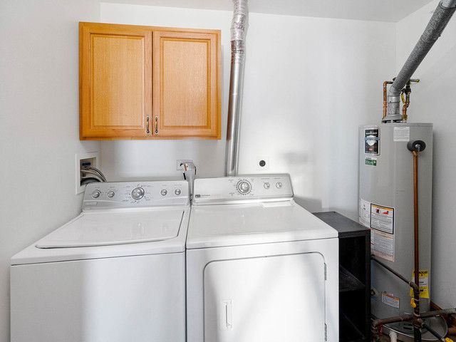 2552 Dickens Drive 2552, Aurora, IL 60503