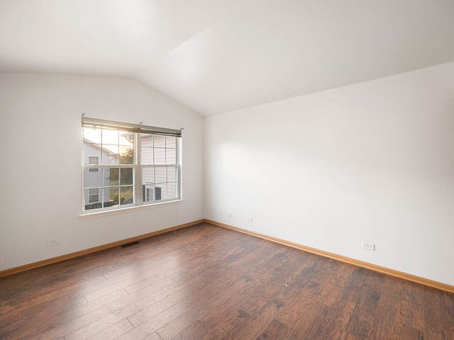 2552 Dickens Drive 2552, Aurora, IL 60503