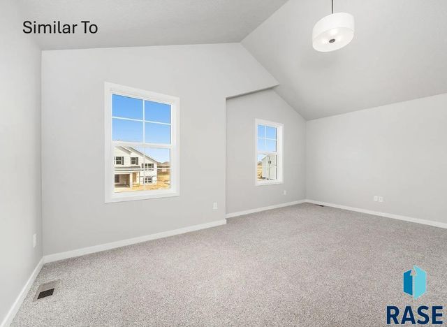 807 Estate St Street, Harrisburg, SD 57032