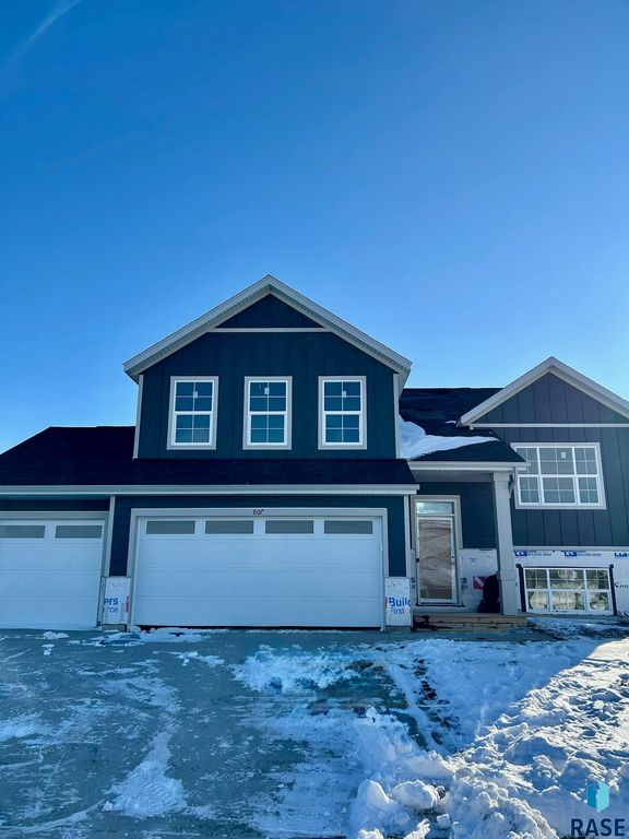 807 Estate St Street, Harrisburg, SD 57032