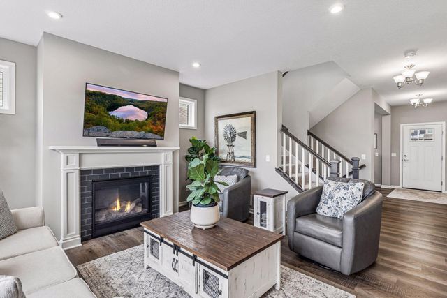 284 Primrose Path N, Bayport, MN 55003