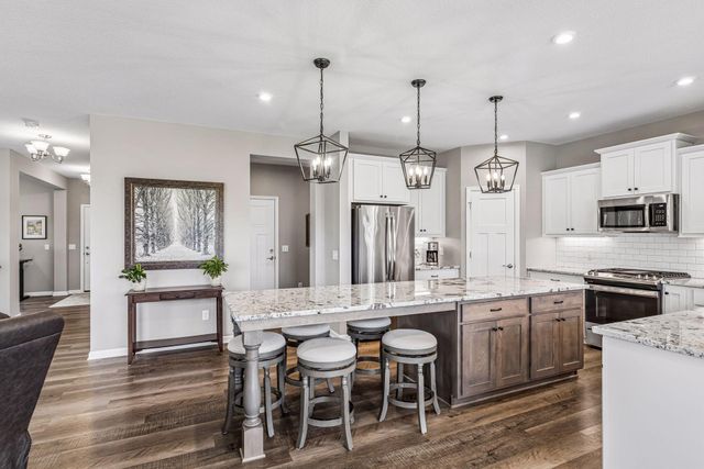 284 Primrose Path N, Bayport, MN 55003