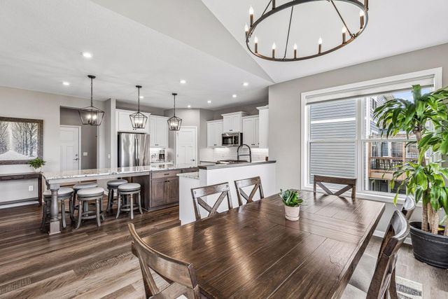 284 Primrose Path N, Bayport, MN 55003