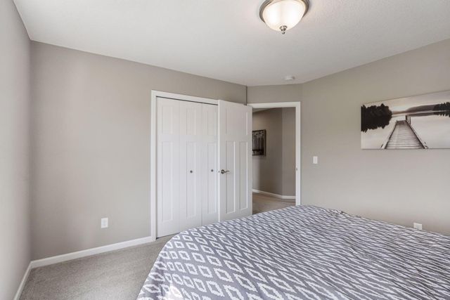 284 Primrose Path N, Bayport, MN 55003