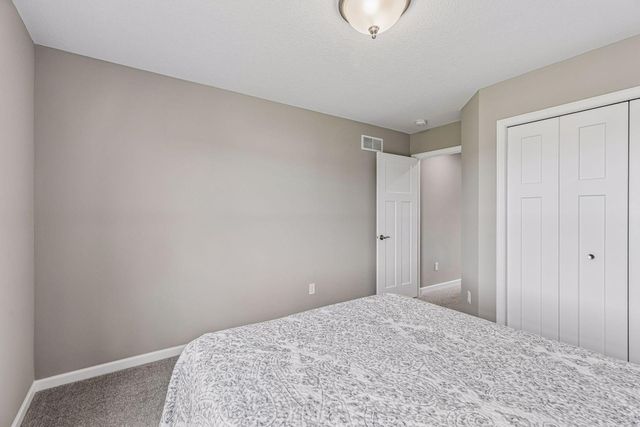 284 Primrose Path N, Bayport, MN 55003