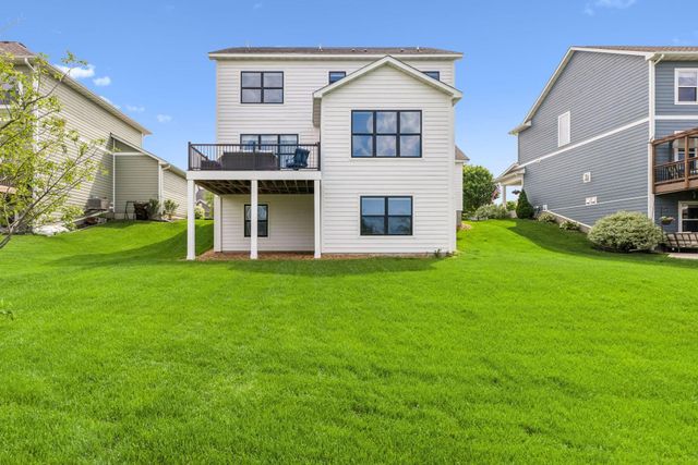 284 Primrose Path N, Bayport, MN 55003