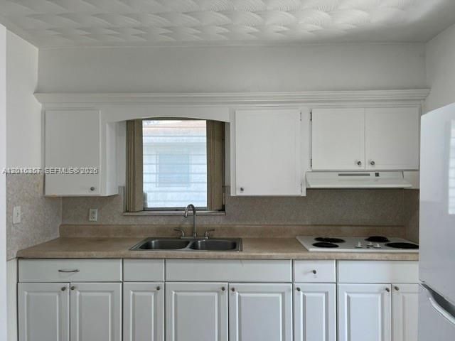2201 N 57th Ave, Hollywood, FL 33021