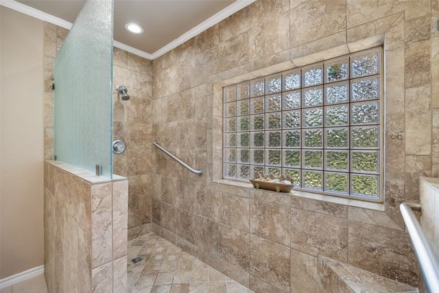 810 Clear Water Trail, Holly Lake Ranch, TX 75765