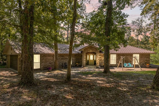 810 Clear Water Trail, Holly Lake Ranch, TX 75765