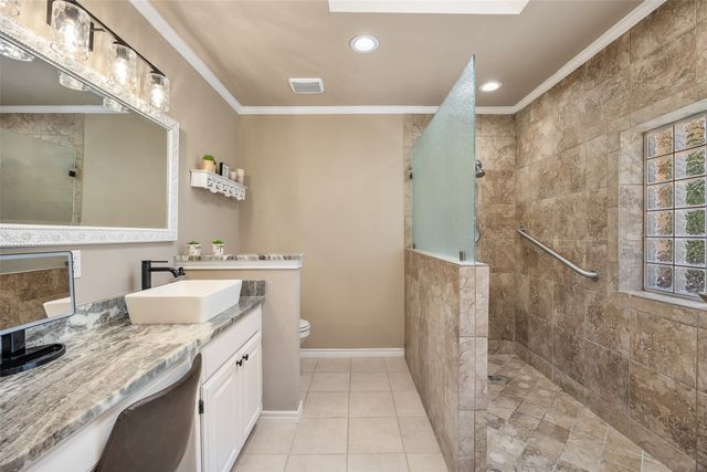 810 Clear Water Trail, Holly Lake Ranch, TX 75765