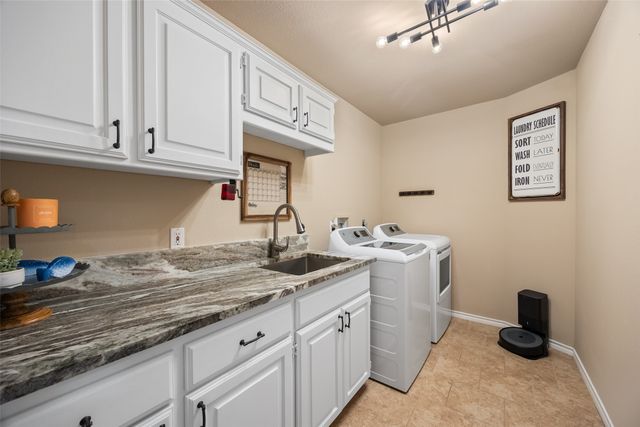 810 Clear Water Trail, Holly Lake Ranch, TX 75765