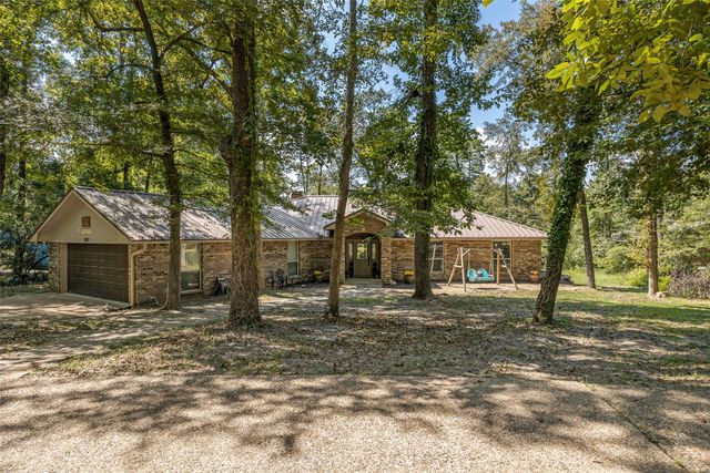 810 Clear Water Trail, Holly Lake Ranch, TX 75765