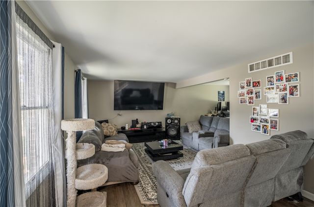 4813 Redbay Drive, Riverside, OH 45424