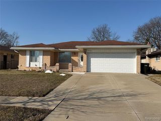 39725 Crystal Drive, Sterling Heights, MI 48310