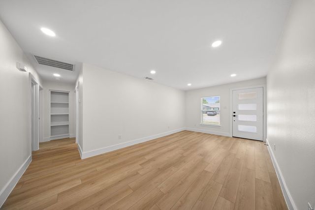 110 S Yale Drive, Garland, TX 75042