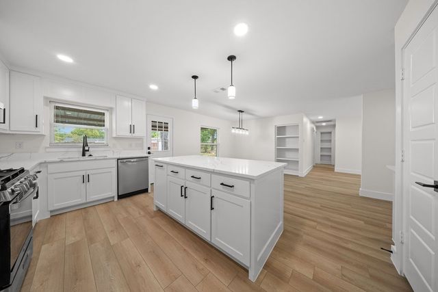 110 S Yale Drive, Garland, TX 75042