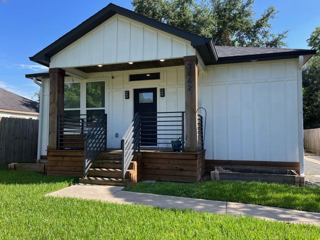 3442 Noah Street, Houston, TX 77021
