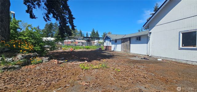 9722 South Tacoma Way, Lakewood, WA 98499