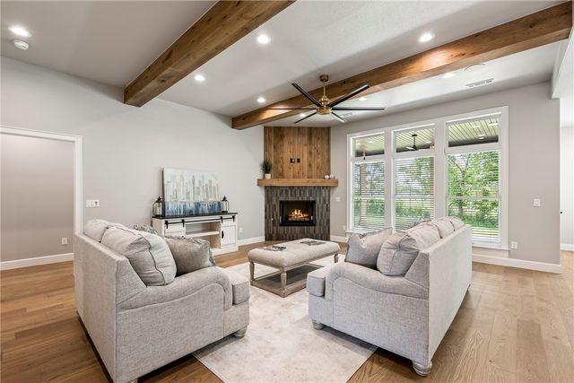 6500 SW Dawning Path Street, Bentonville, AR 72713