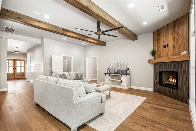 6500 SW Dawning Path Street, Bentonville, AR 72713