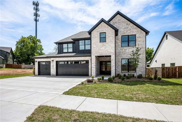 6500 SW Dawning Path Street, Bentonville, AR 72713