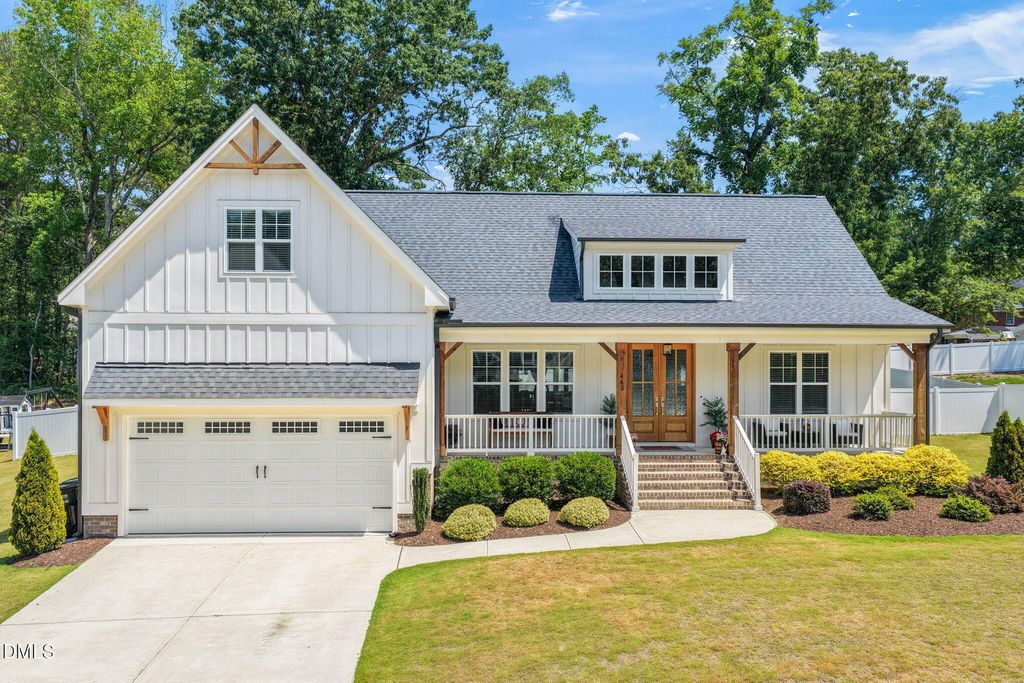 462 Lambert Lane, Fuquay Varina, NC 27526