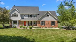 39W016 W Hilltop Drive, St. Charles, IL 60175