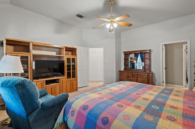 418 Keenland DR, Georgetown, TX 78626