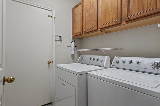 418 Keenland DR, Georgetown, TX 78626