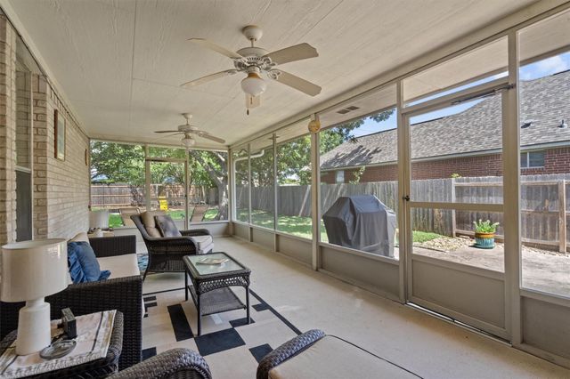 418 Keenland DR, Georgetown, TX 78626