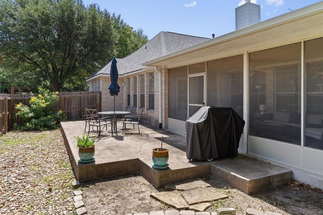 418 Keenland DR, Georgetown, TX 78626