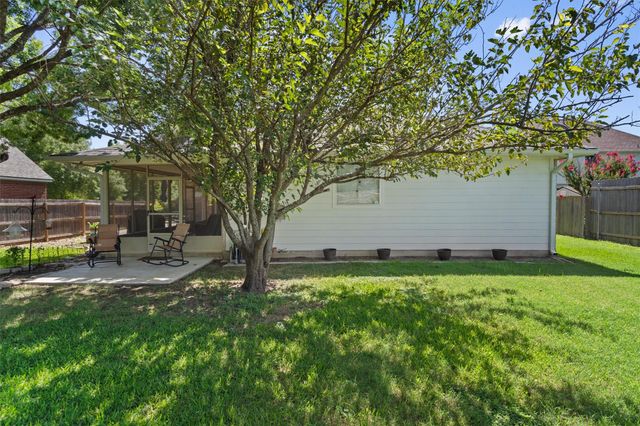 418 Keenland DR, Georgetown, TX 78626