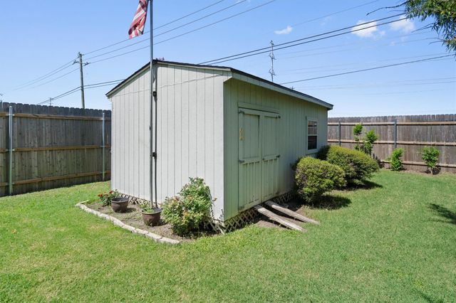 418 Keenland DR, Georgetown, TX 78626